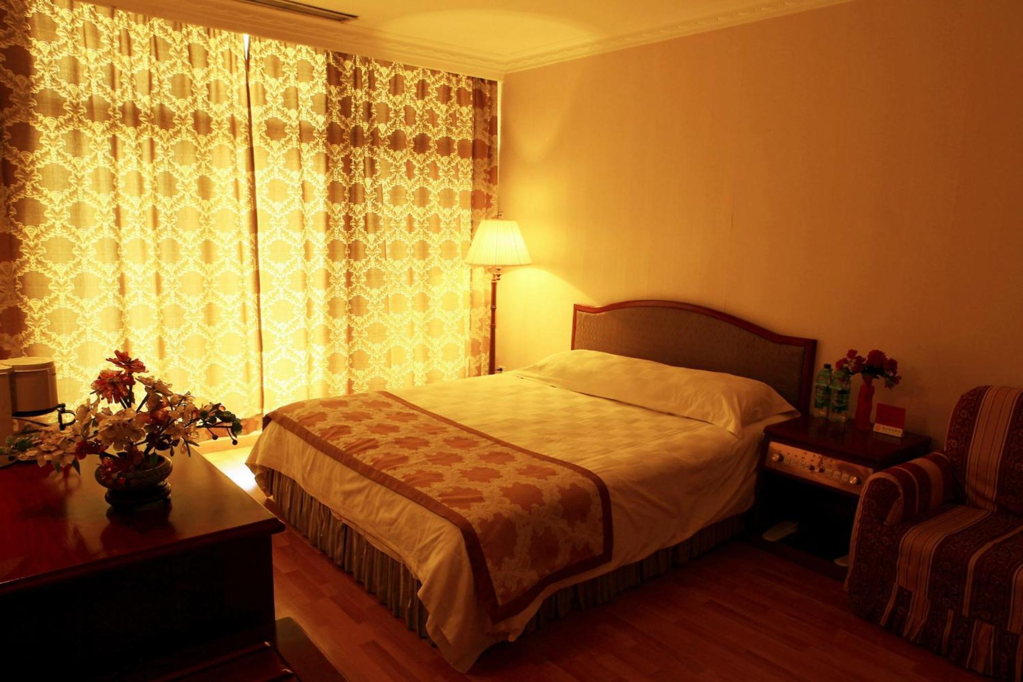 Far East Hotel Beijing Exterior photo
